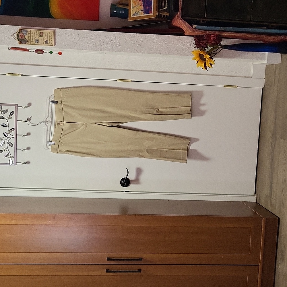 Women's capri pants